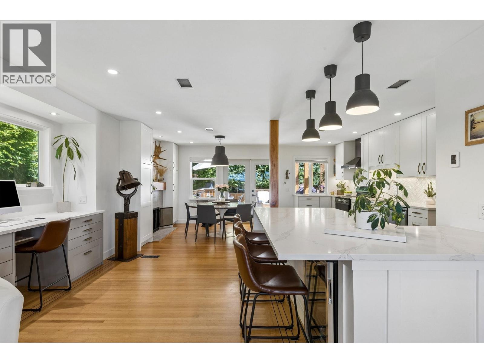 1214 Eastview Road, North Vancouver, British Columbia  V7J 1L6 - Photo 7 - R3131158