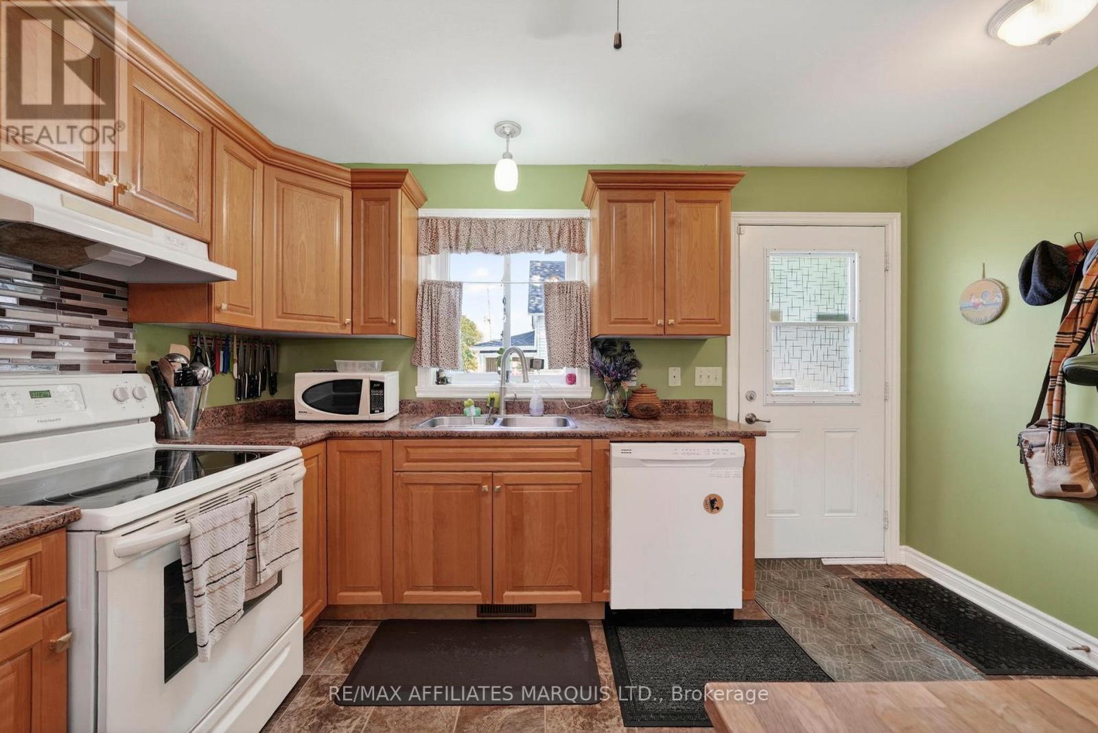 403 3rd Street E, Cornwall, Ontario K6H 2E6 - Photo 11 - X13230556