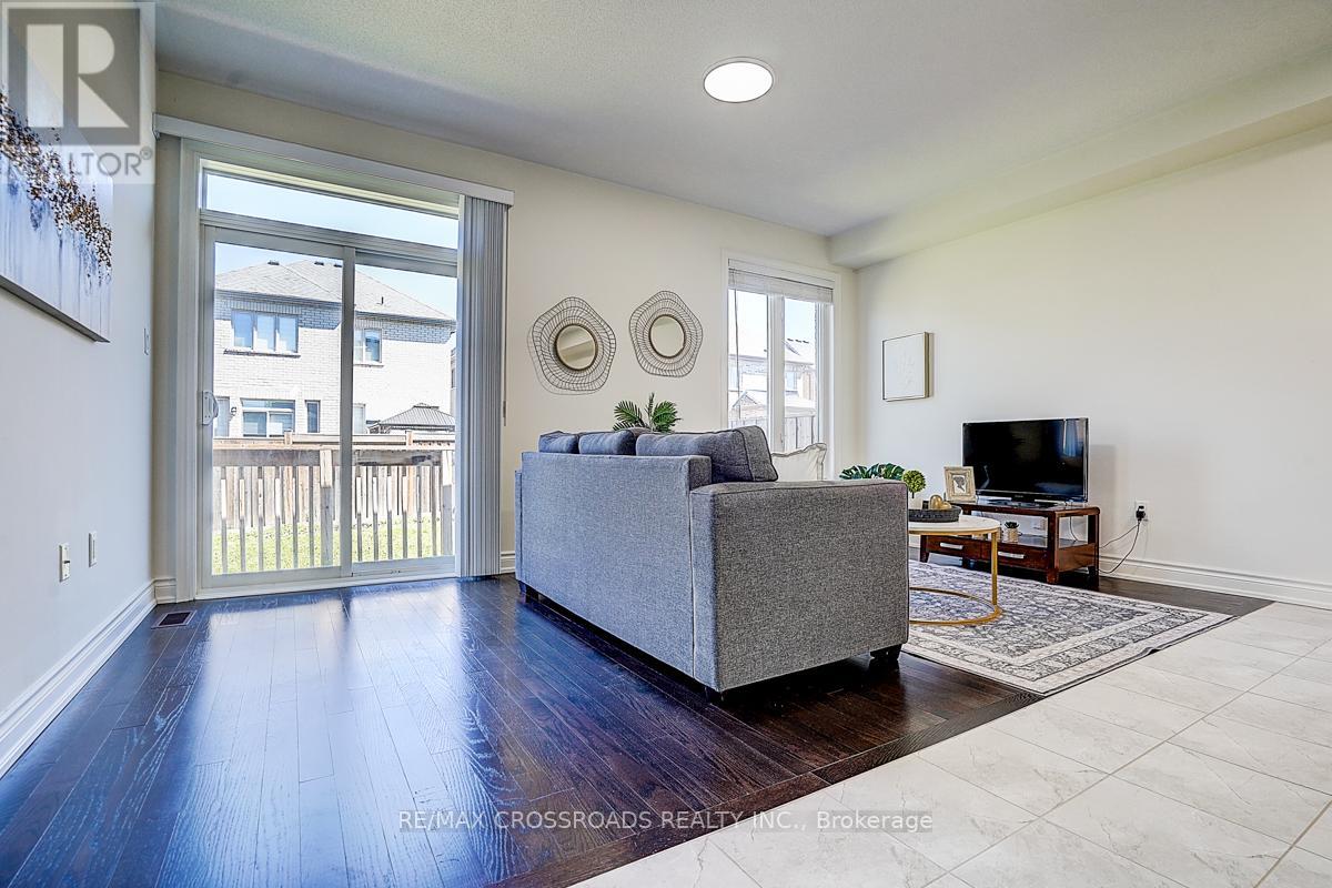 40 Deer Pass Road, East Gwillimbury, Ontario  L9N 0S5 - Photo 31 - N13230506