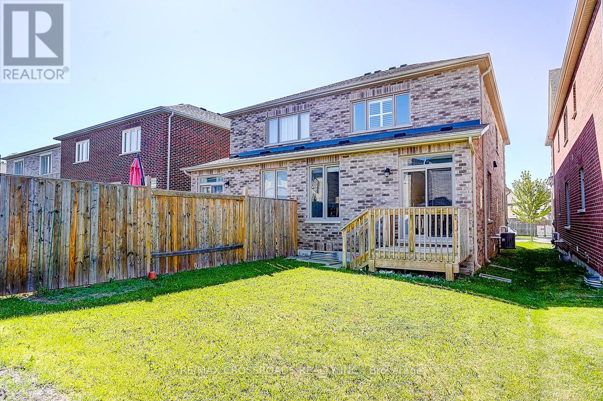 40 Deer Pass Road, East Gwillimbury, Ontario  L9N 0S5 - Photo 47 - N13230506