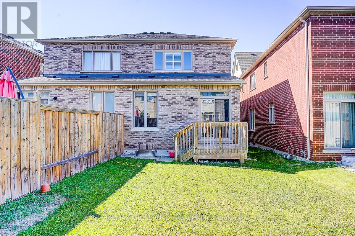 40 Deer Pass Road, East Gwillimbury, Ontario  L9N 0S5 - Photo 48 - N13230506