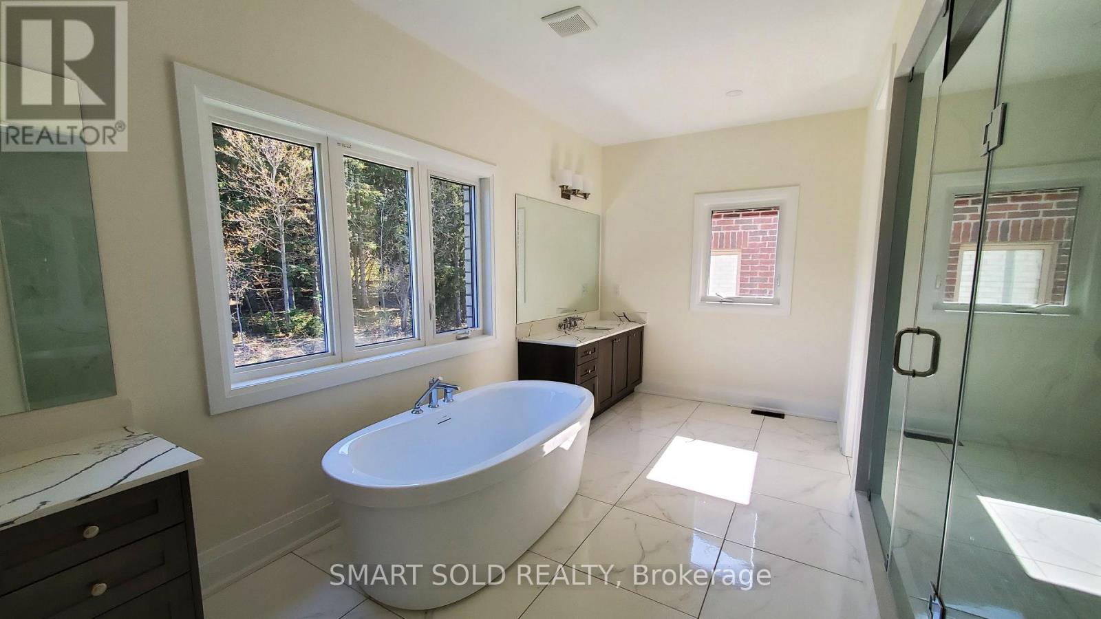 147 Hillsview Drive, Richmond Hill, Ontario  L4C 1T3 - Photo 18 - N13230538