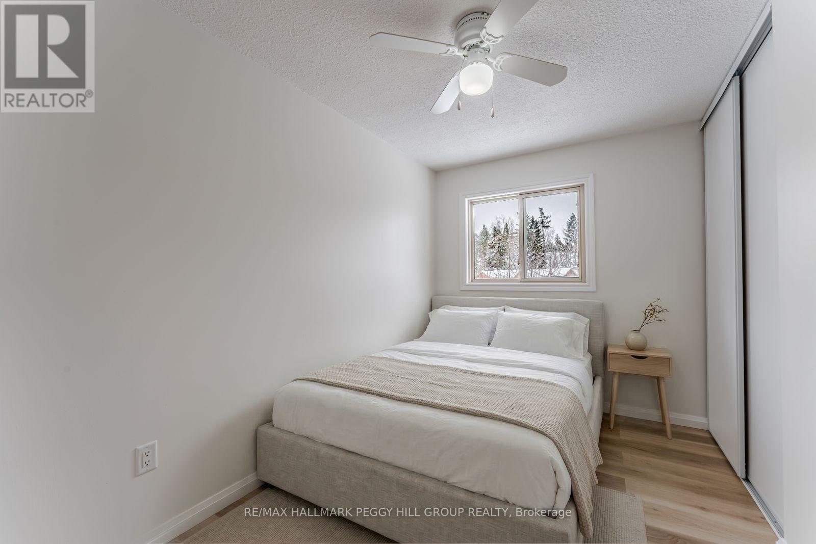 7 - 21 Evergreen Court, Barrie, Ontario  L4N 6W8 - Photo 5 - S13230488