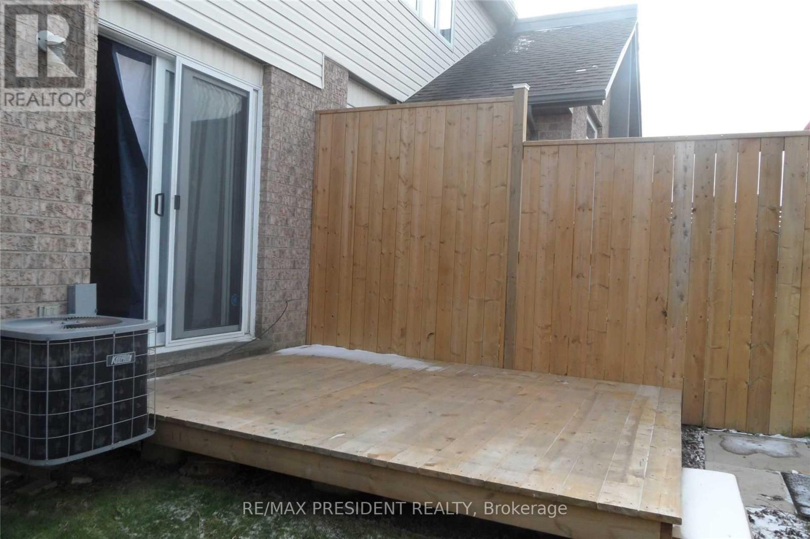 135 Activa Avenue, Kitchener, Ontario  N2E 3T3 - Photo 12 - X13227742