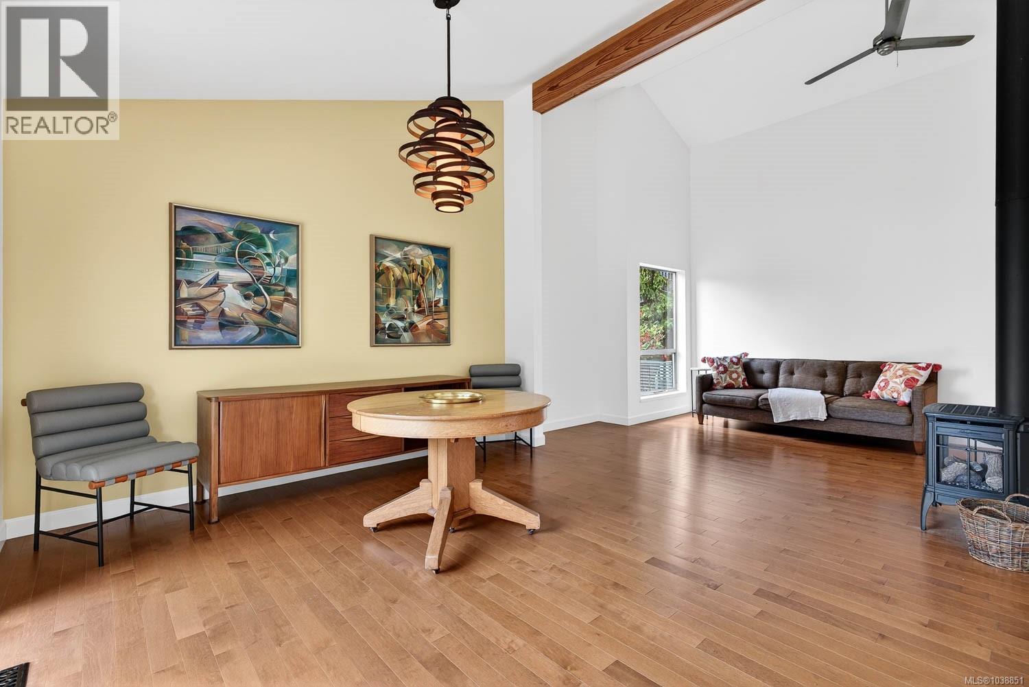 102 Village Terr, Salt Spring, British Columbia  V8K 2X5 - Photo 14 - 1038851