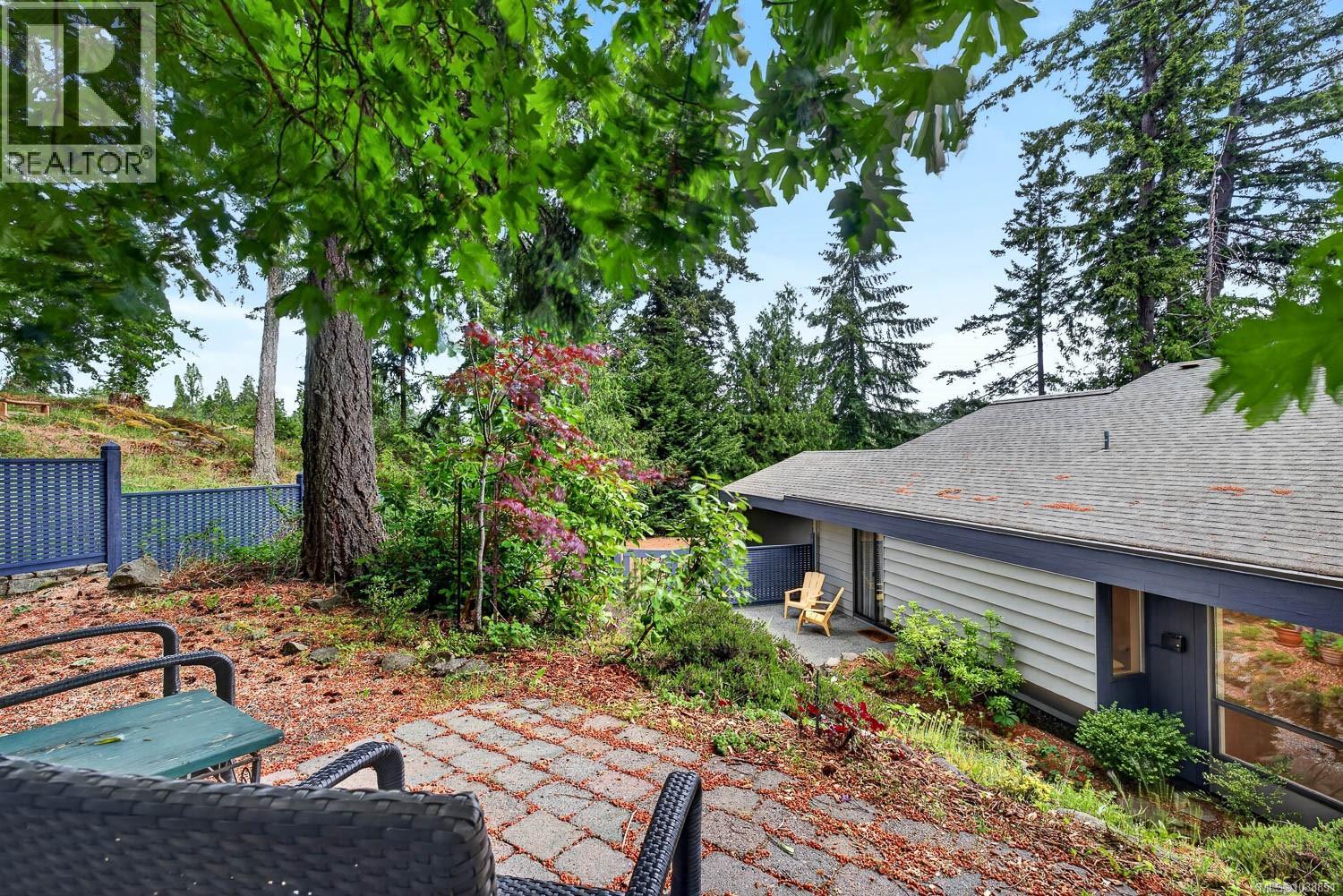 102 Village Terr, Salt Spring, British Columbia  V8K 2X5 - Photo 40 - 1038851