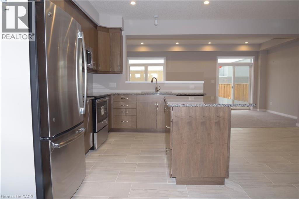 664 Blair Creek Drive, Kitchener, Ontario  N2P 0E7 - Photo 3 - 40835906