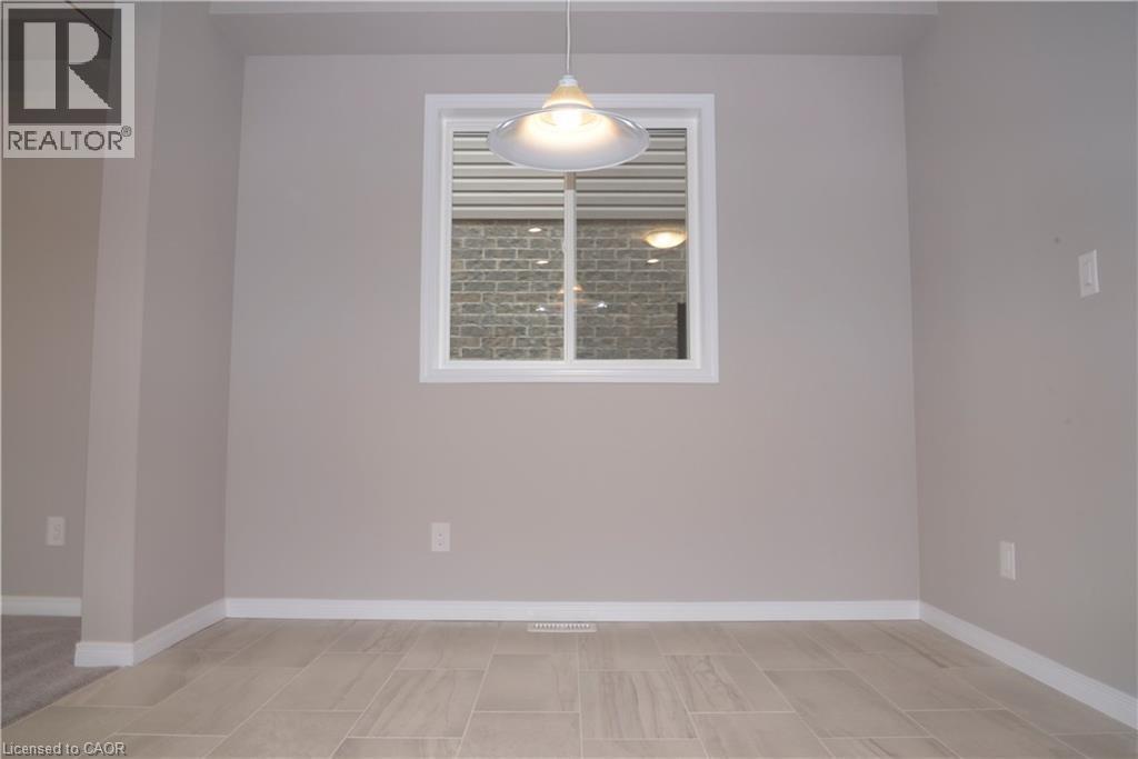 664 Blair Creek Drive, Kitchener, Ontario  N2P 0E7 - Photo 6 - 40835906