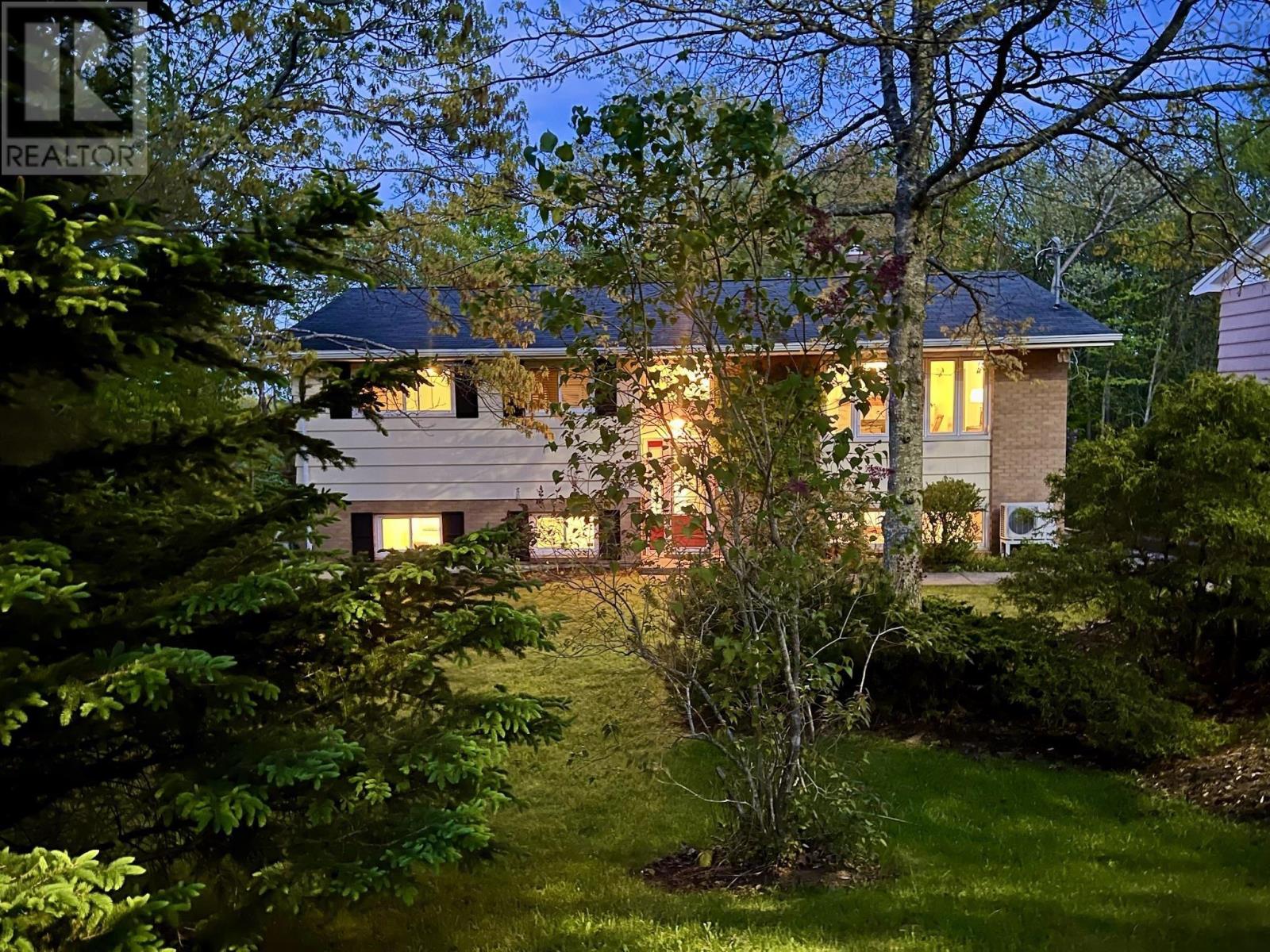 3 Beech Street, Bedford, Nova Scotia  B4A 1T1 - Photo 46 - 202608594