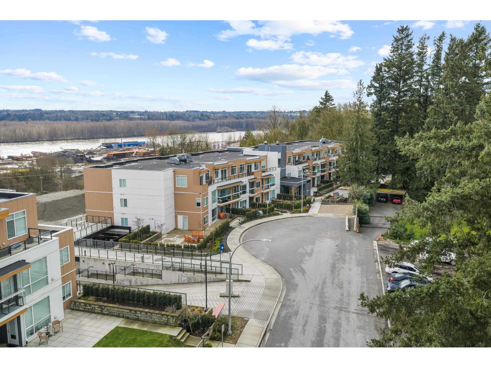 103 31900 Raven Avenue, Mission, British Columbia  V2V 0H5 - Photo 4 - R3104400