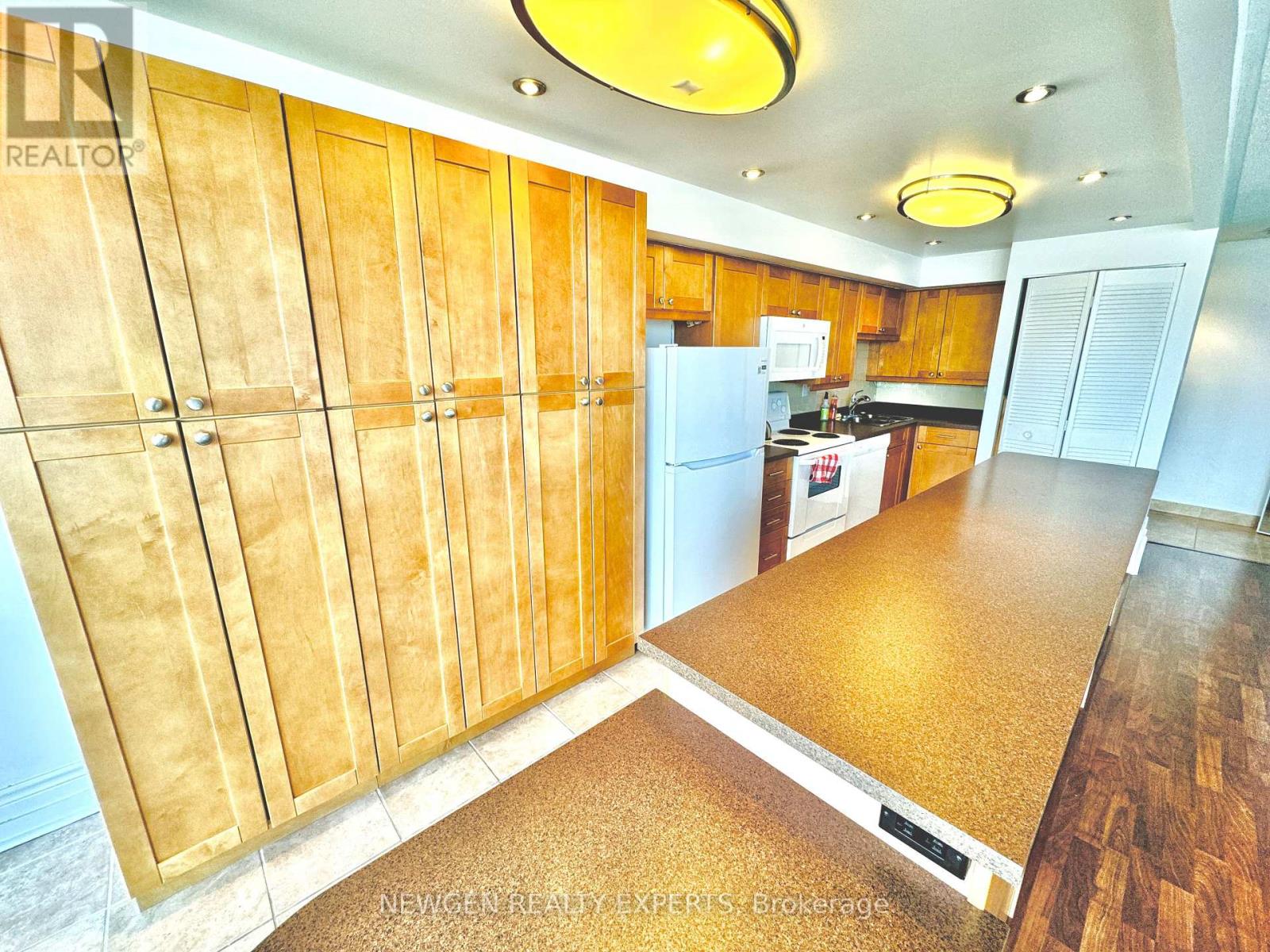 14f - 86 Gerrard Street E, Toronto, Ontario  M5B 2J1 - Photo 6 - C13229356