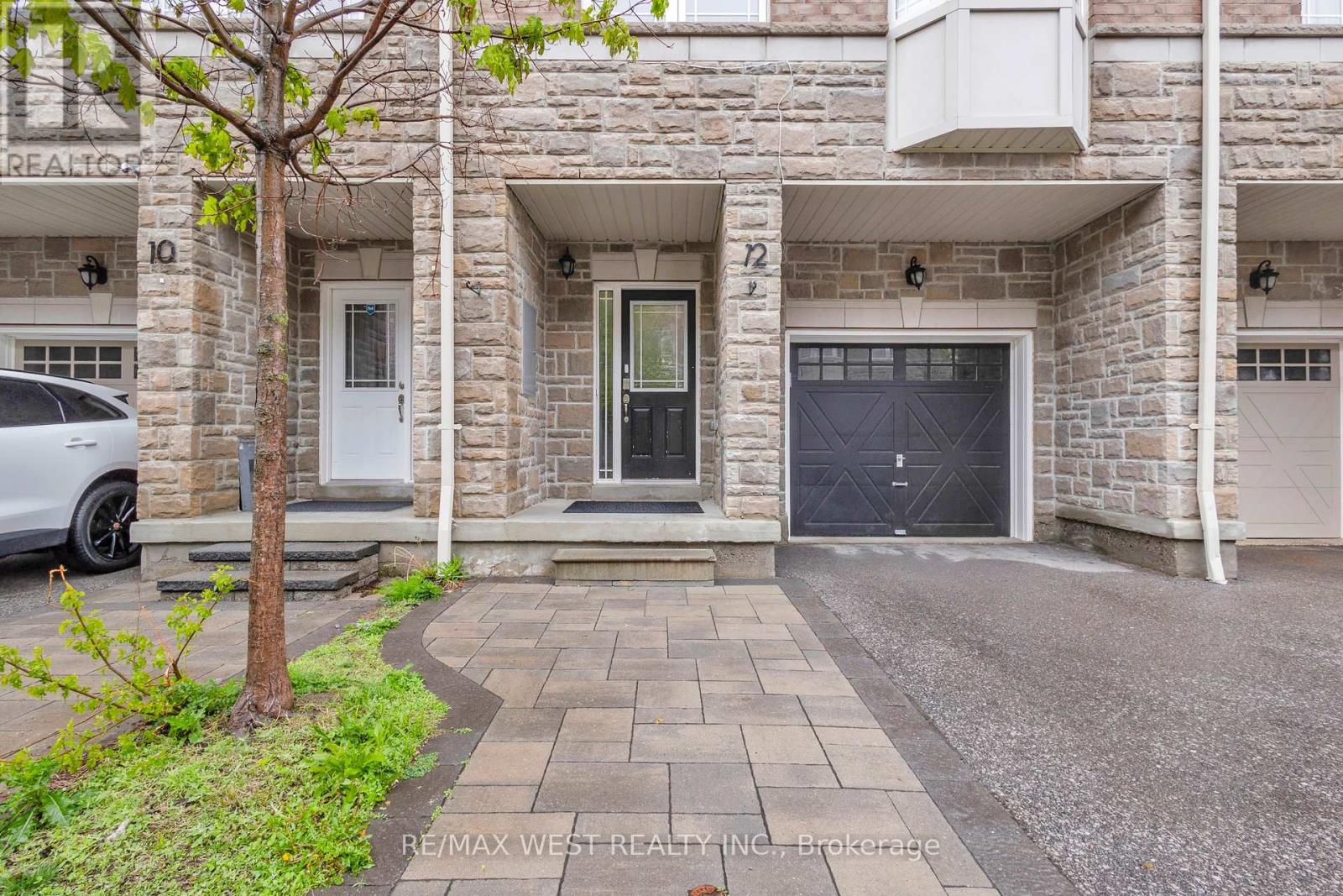 12 Waterstone Way, Whitby, Ontario  L1N 0M3 - Photo 2 - E13230588