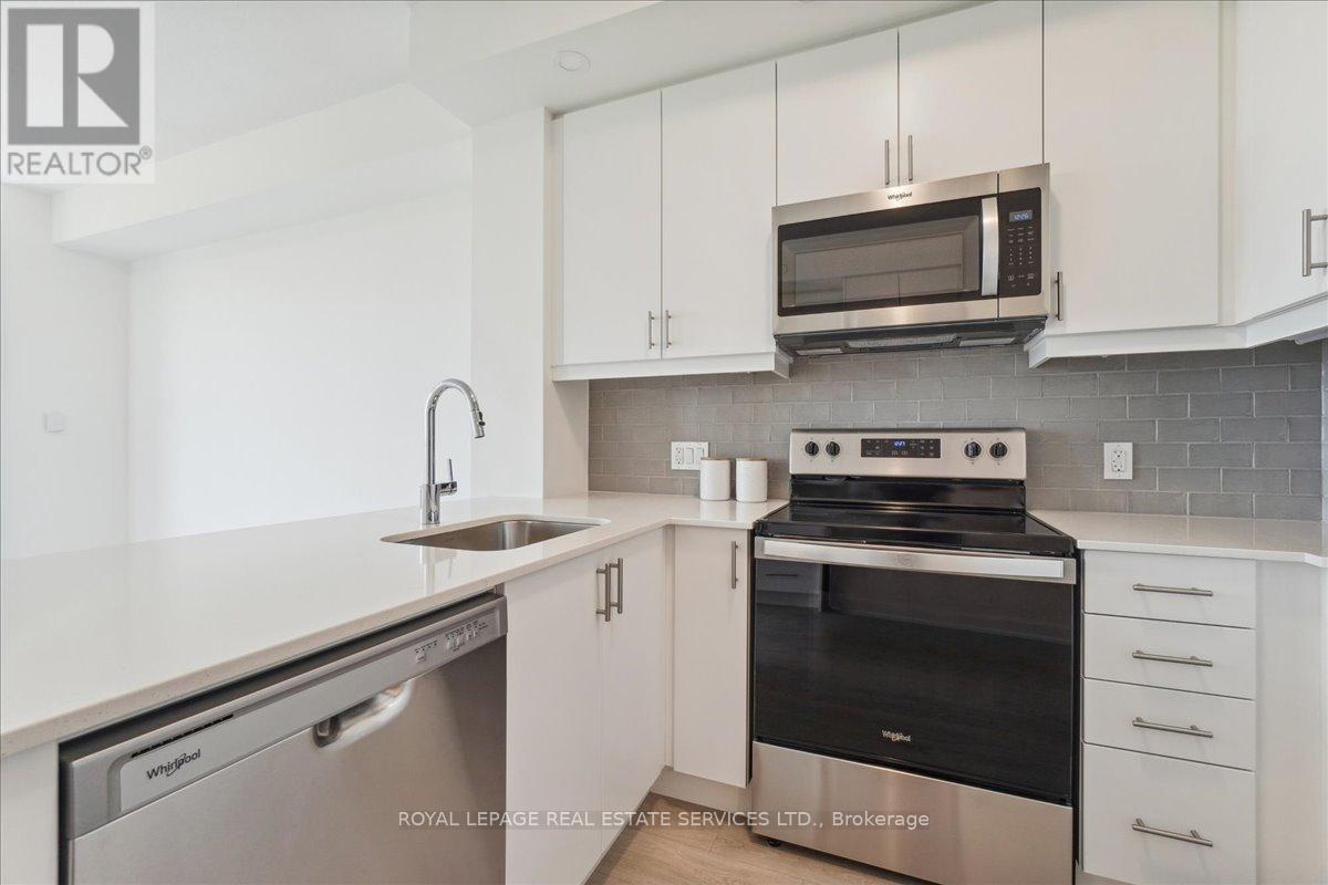 1108 - 3220 William Coltson Avenue, Oakville, Ontario  L6H 7X9 - Photo 10 - W13230482