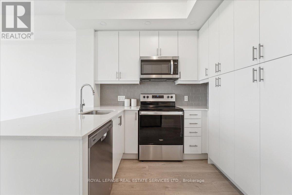 1108 - 3220 William Coltson Avenue, Oakville, Ontario  L6H 7X9 - Photo 11 - W13230482