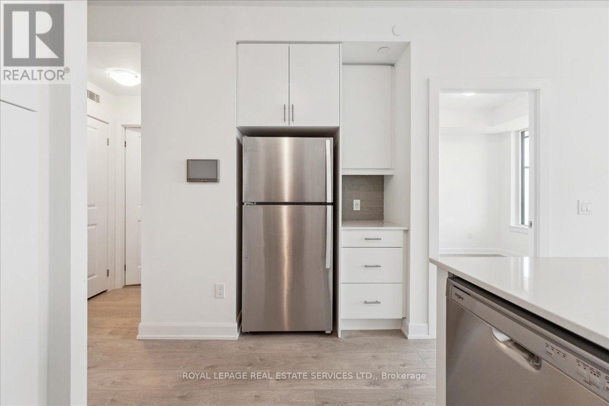 1108 - 3220 William Coltson Avenue, Oakville, Ontario  L6H 7X9 - Photo 12 - W13230482