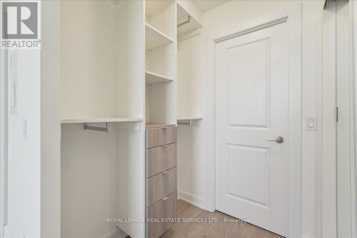1108 - 3220 William Coltson Avenue, Oakville, Ontario  L6H 7X9 - Photo 33 - W13230482