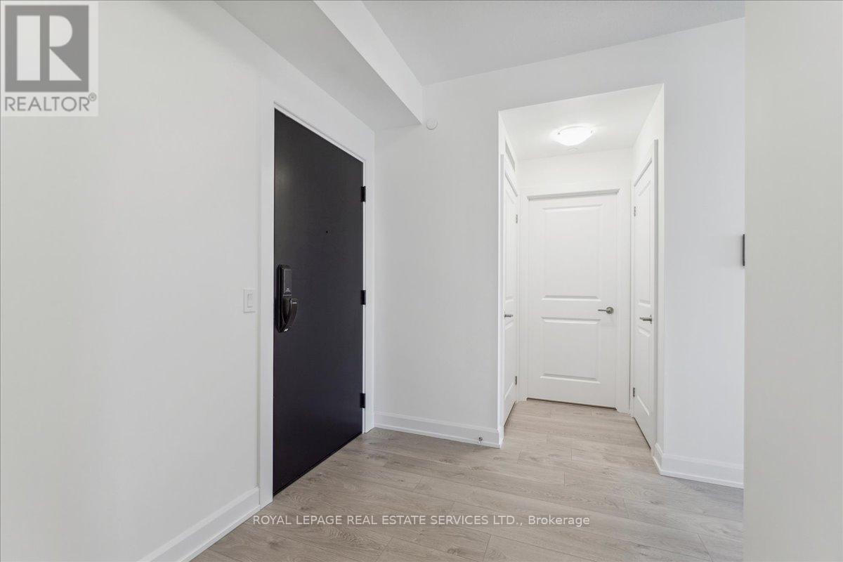 1108 - 3220 William Coltson Avenue, Oakville, Ontario  L6H 7X9 - Photo 6 - W13230482