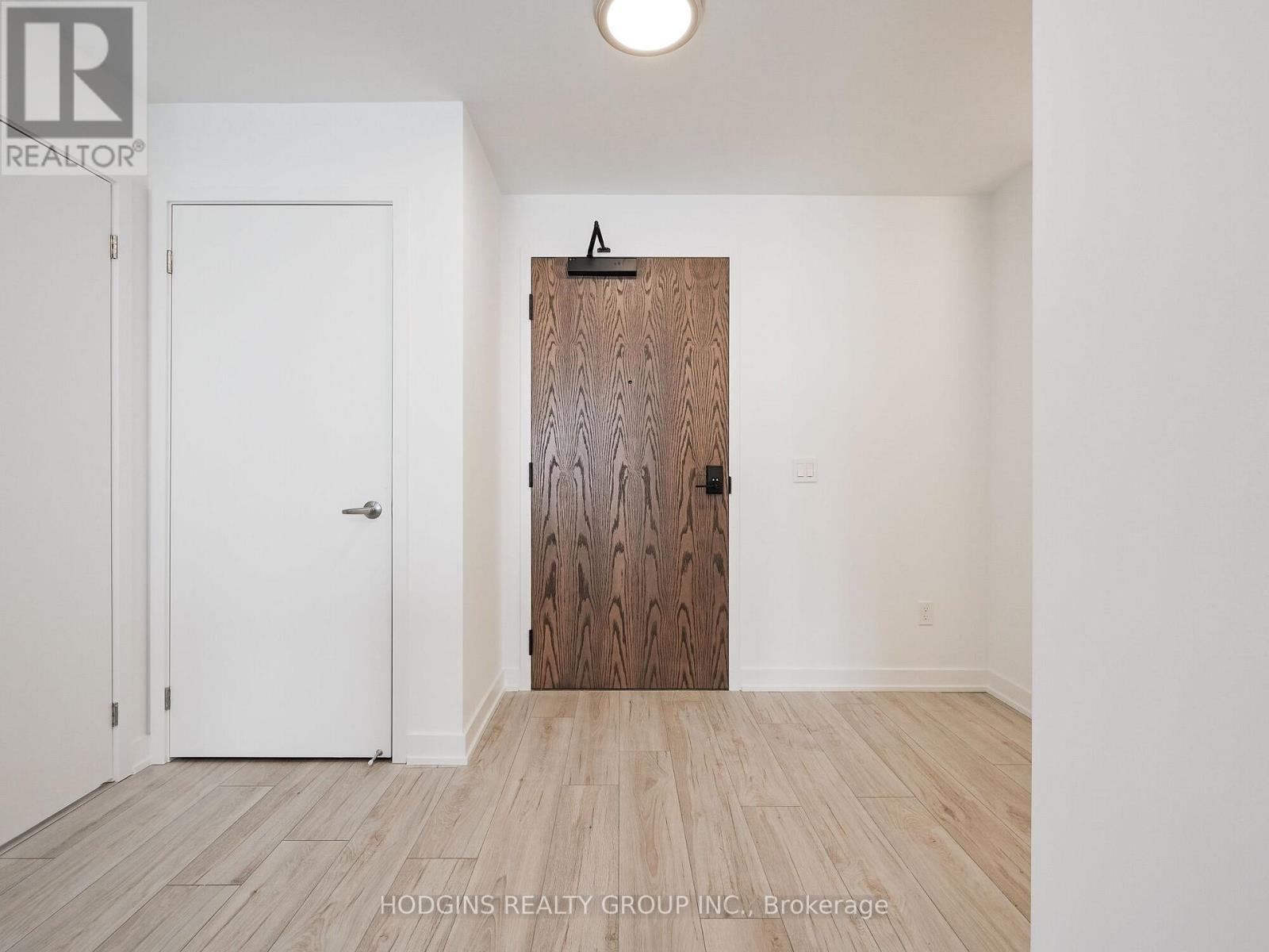 1205 - 1035 Southdown Road, Mississauga, Ontario  L5J 0A2 - Photo 3 - W13230590