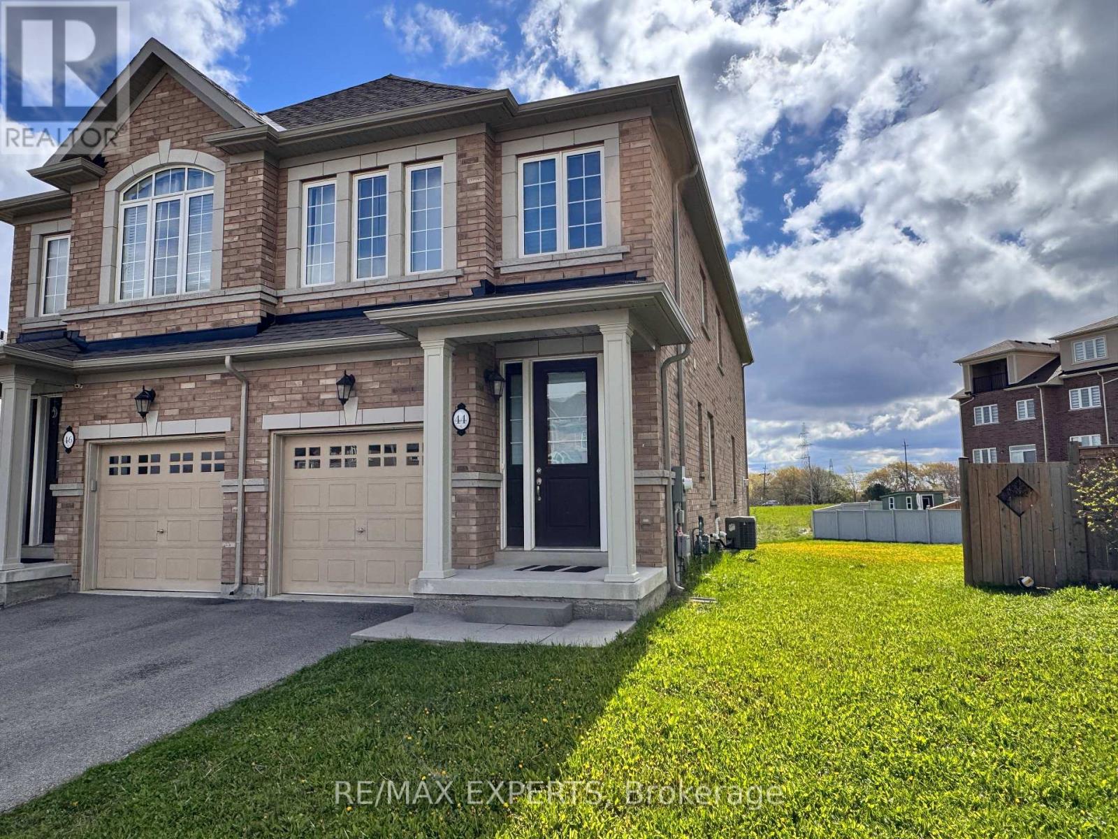 44 Heming Trail, Hamilton, Ontario  L9K 0J8 - Photo 2 - X13101328