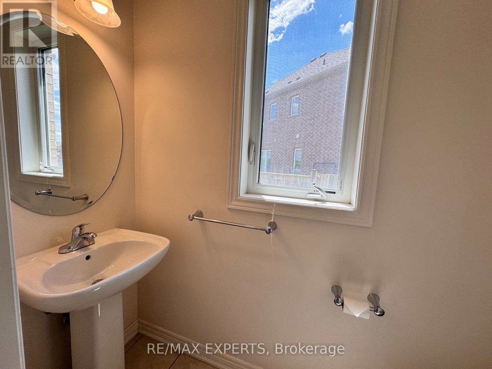 44 Heming Trail, Hamilton, Ontario  L9K 0J8 - Photo 4 - X13101328