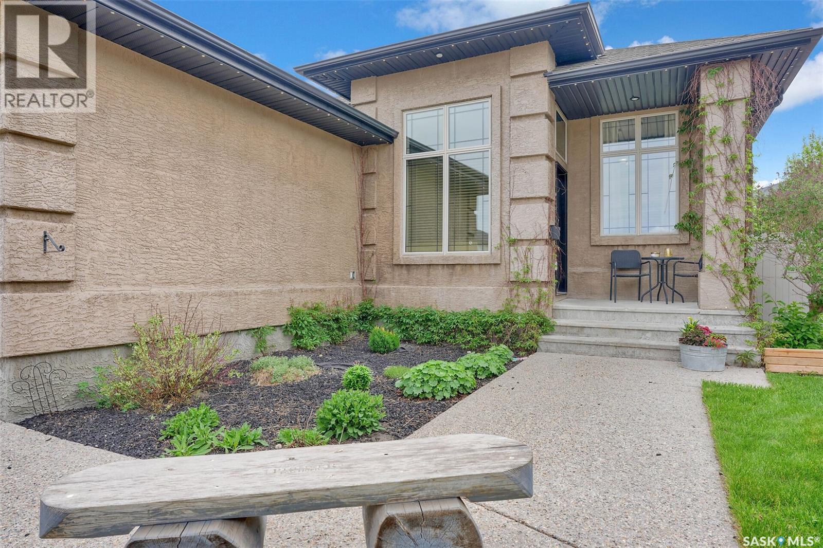 4635 Ellard Court, Regina, Saskatchewan  S4X 0B3 - Photo 4 - SK037915