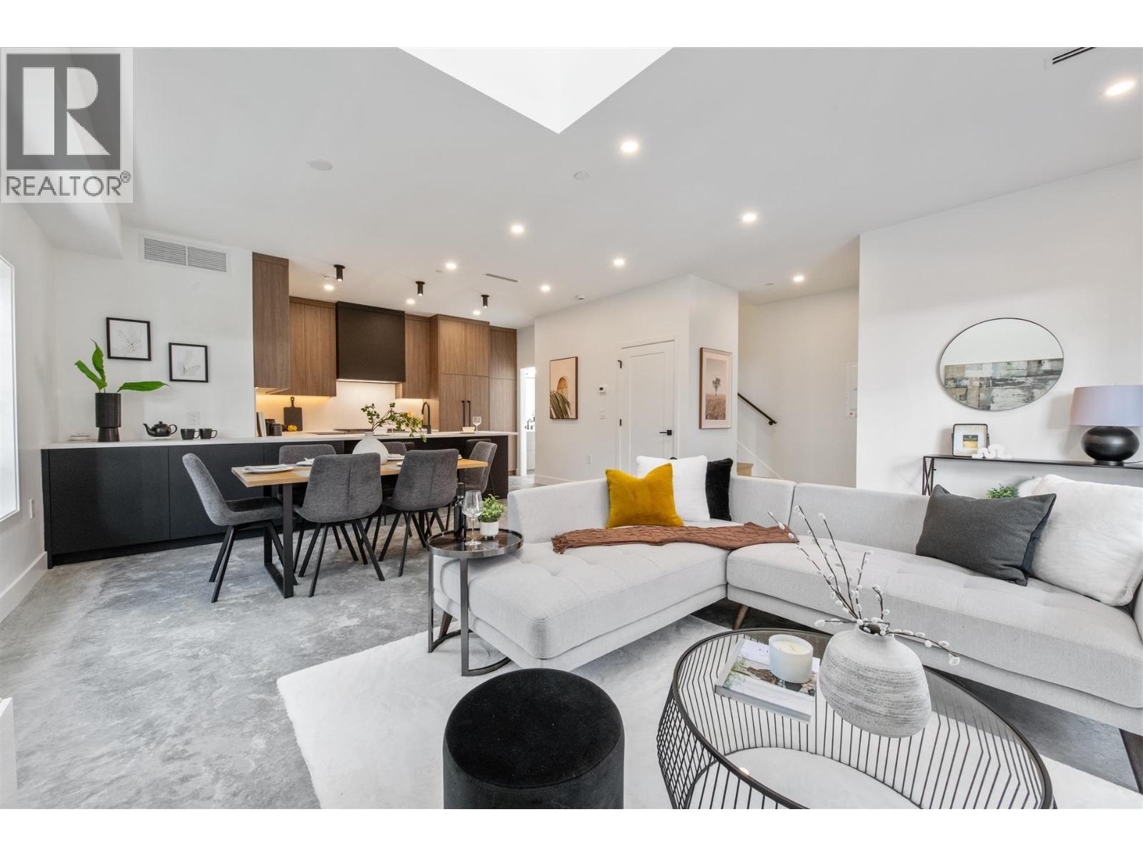 1168 E 26th Avenue, Vancouver, British Columbia  V5V 2J7 - Photo 8 - R3131199