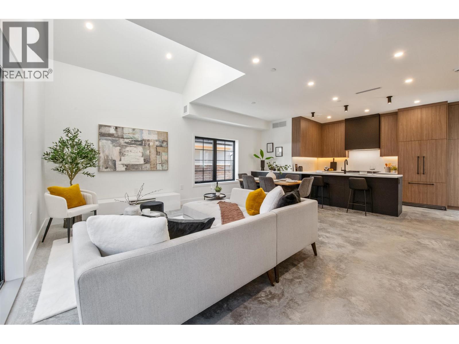 1168 E 26th Avenue, Vancouver, British Columbia  V5V 2J7 - Photo 5 - R3131199