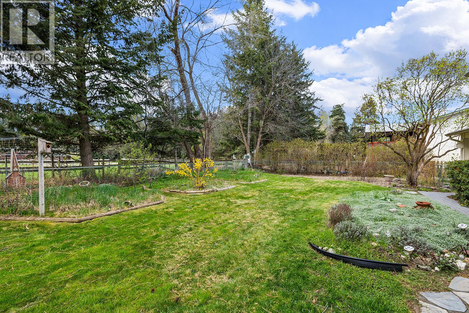 2085 Ruby Road Kelowna Photo 56