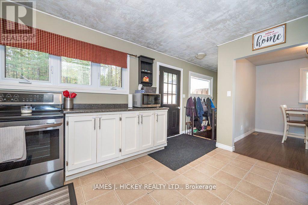 172 King's Road, Laurentian Hills, Ontario K0J 1P0 - Photo 20 - X13230680