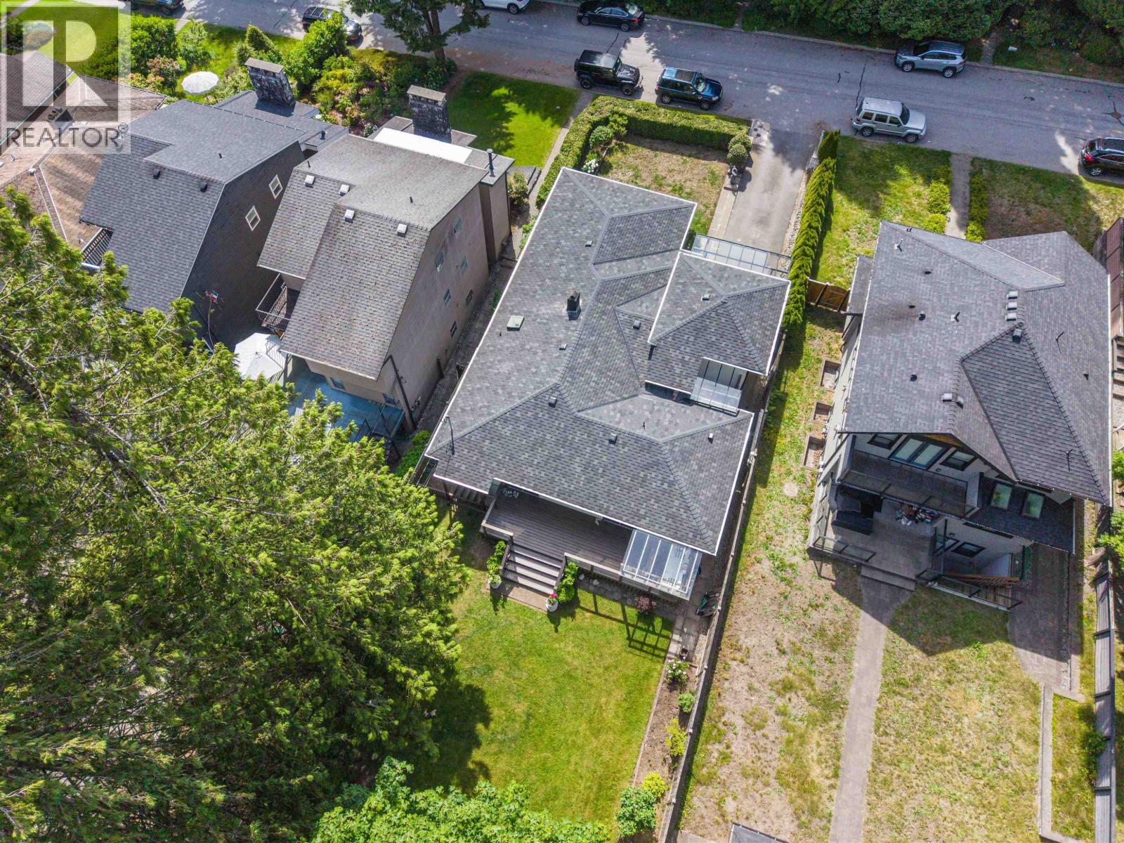 2808 Eastern Avenue, North Vancouver, British Columbia  V7N 1S7 - Photo 30 - R3131051