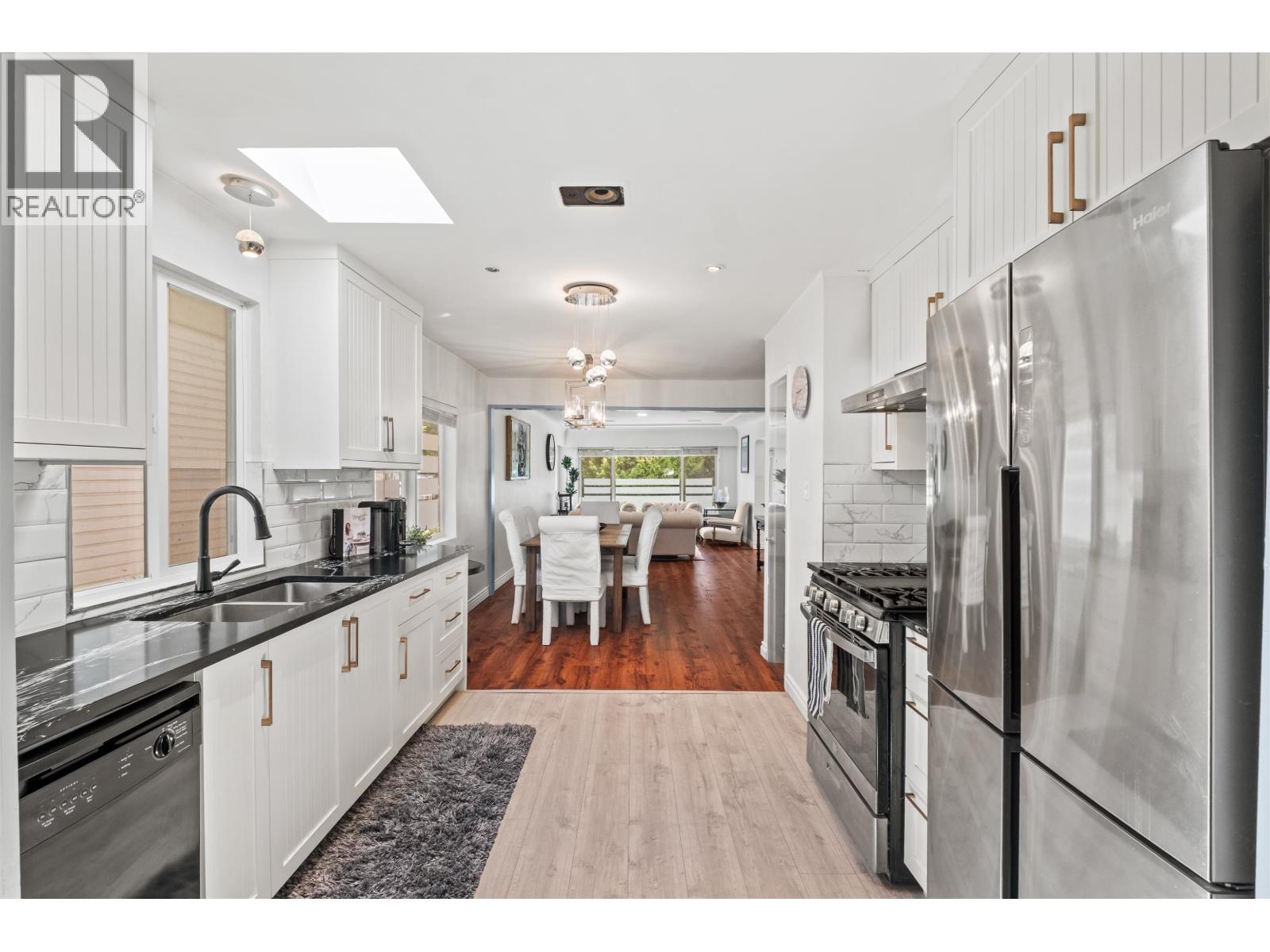 2808 Eastern Avenue, North Vancouver, British Columbia  V7N 1S7 - Photo 6 - R3131051