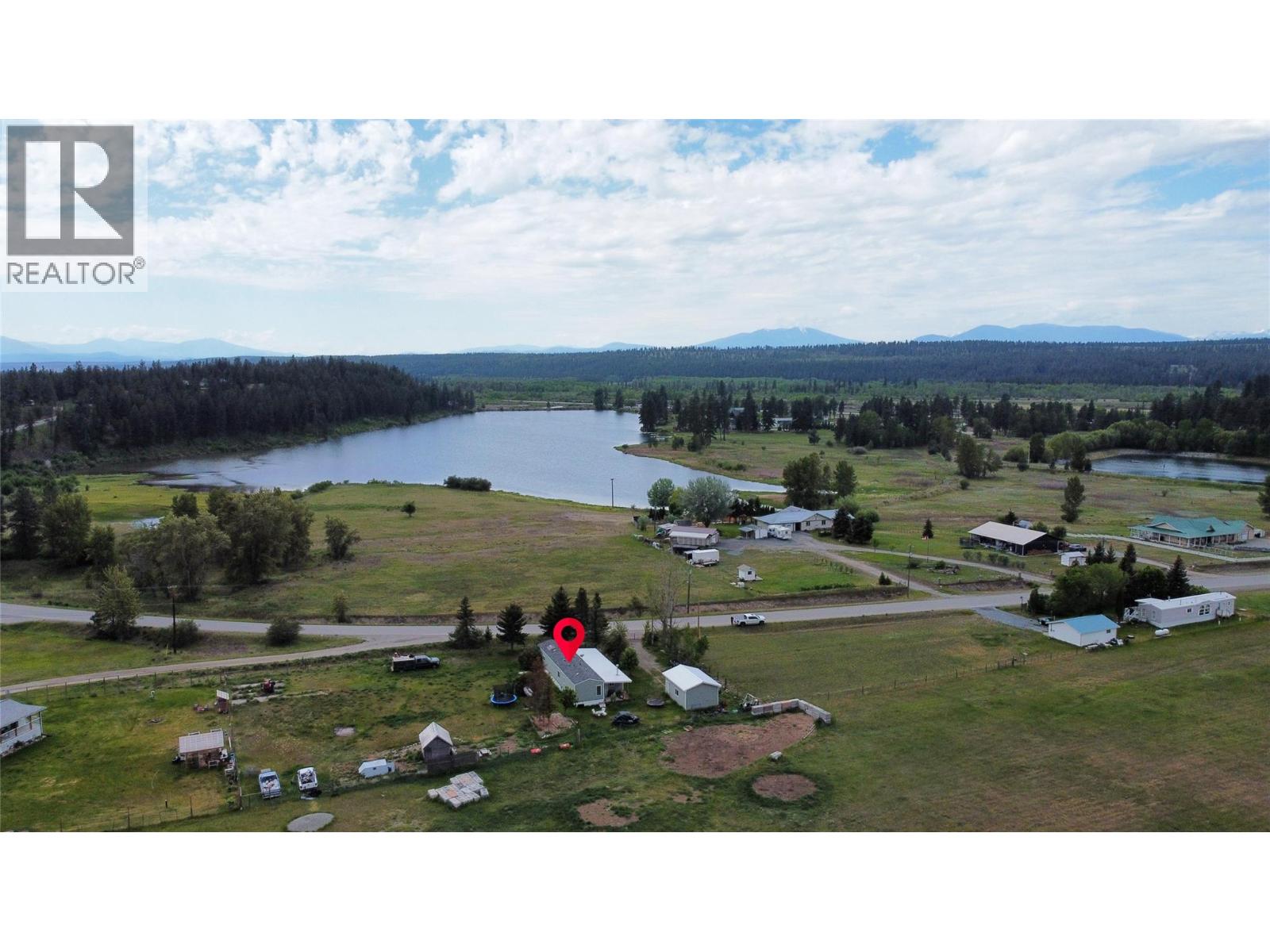 7051 Lazy Lake Road, Wasa, British Columbia V0B 2K0 - Photo 32 - 10389335