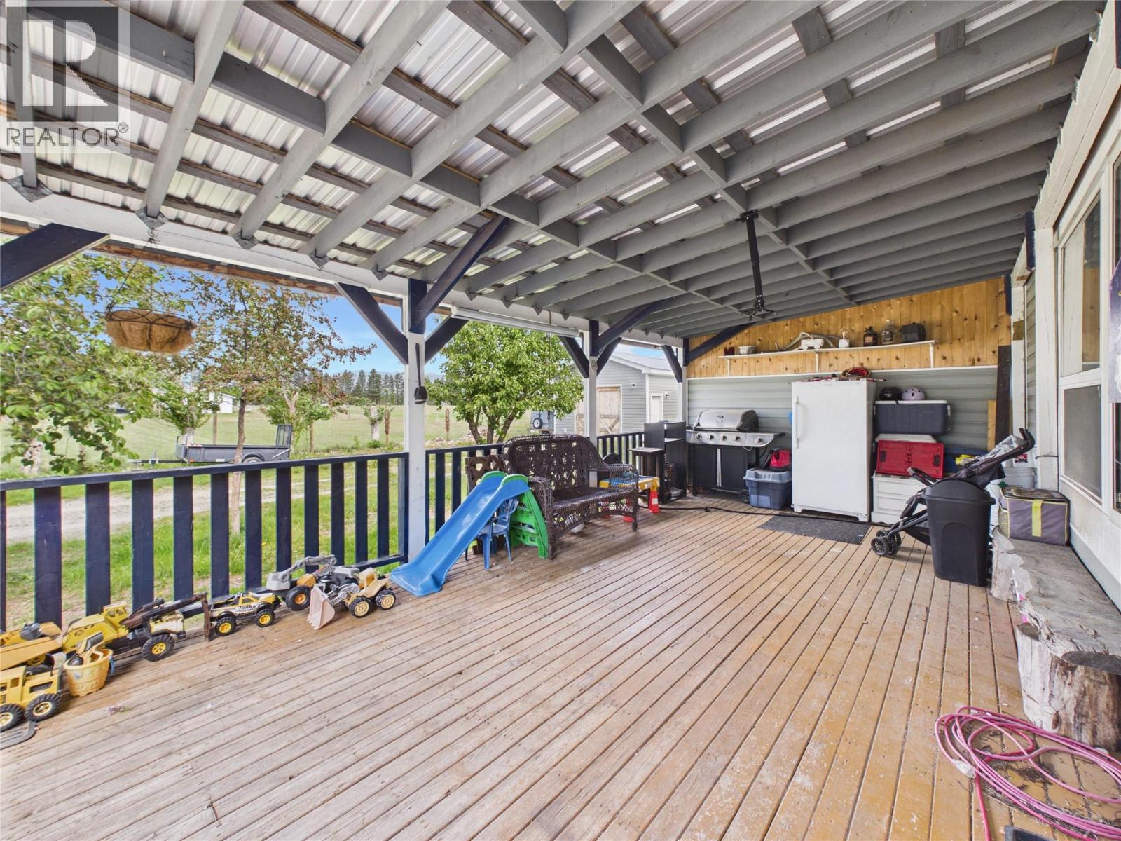 7051 Lazy Lake Road, Wasa, British Columbia V0B 2K0 - Photo 3 - 10389335