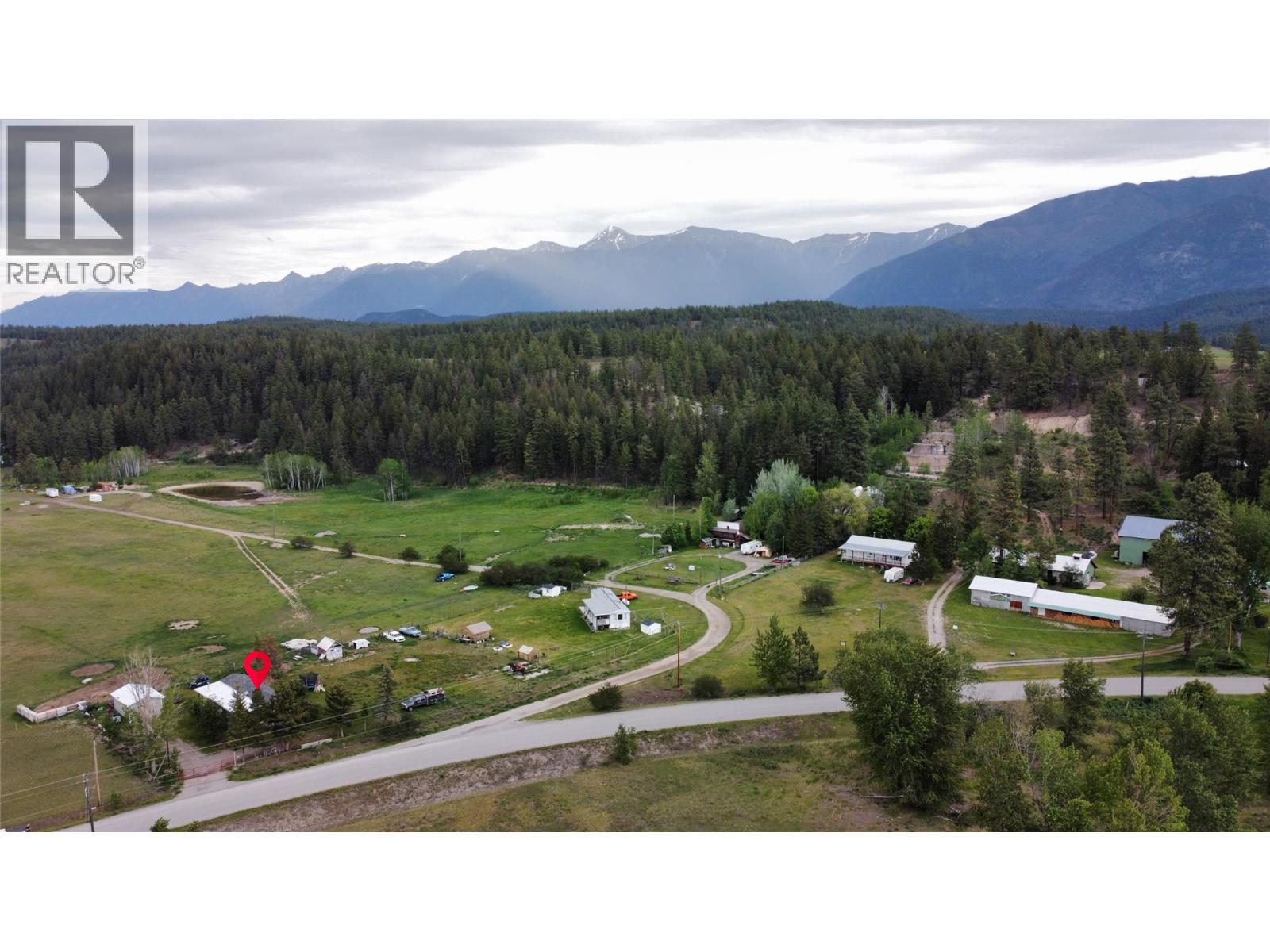 7051 Lazy Lake Road, Wasa, British Columbia V0B 2K0 - Photo 31 - 10389335