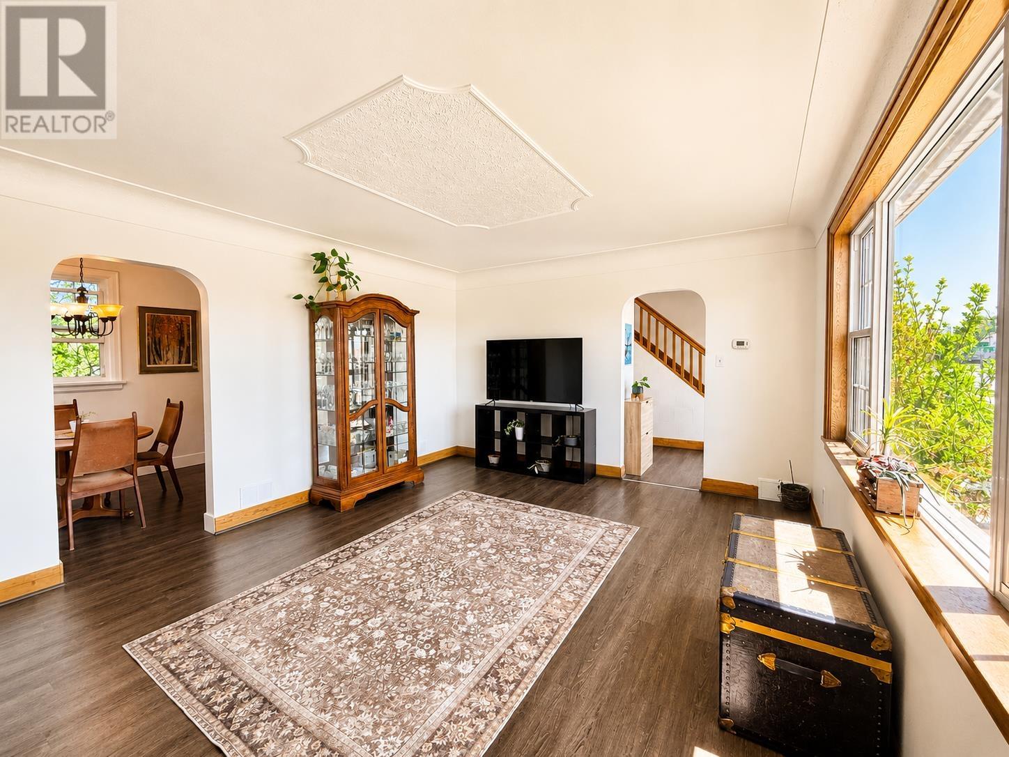 2101 Victoria Ave E, Thunder Bay, Ontario  P7C 1E4 - Photo 11 - TB2601307
