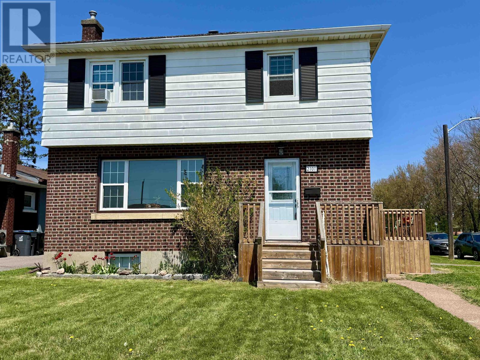 2101 Victoria Ave E, Thunder Bay, Ontario  P7C 1E4 - Photo 50 - TB2601307