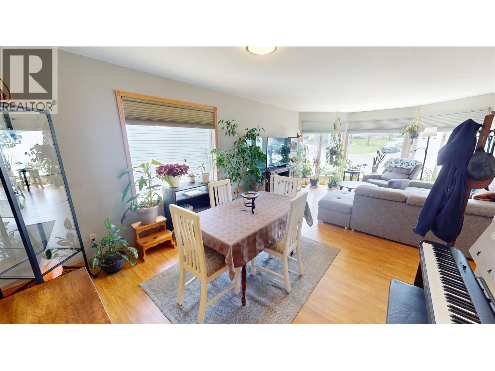 1300 18th Street S, Cranbrook, British Columbia V1C 5Y1 - Photo 10 - 10389844