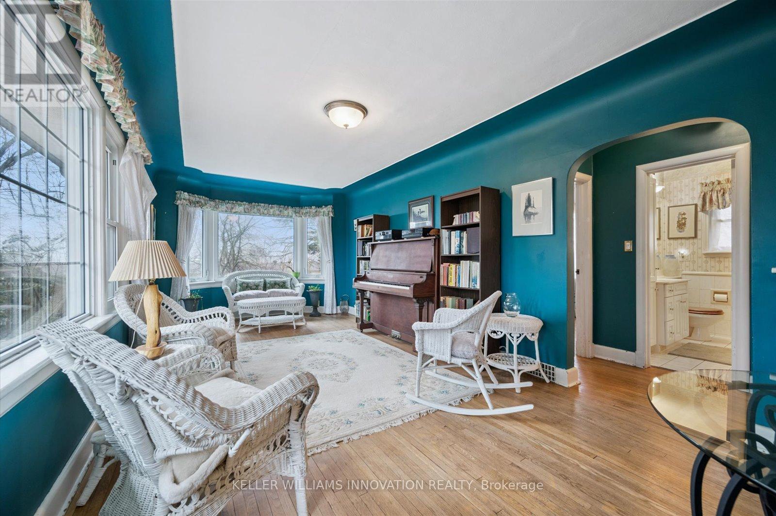 273 Thaler Avenue, Kitchener, Ontario  N2A 1R7 - Photo 13 - X12962532