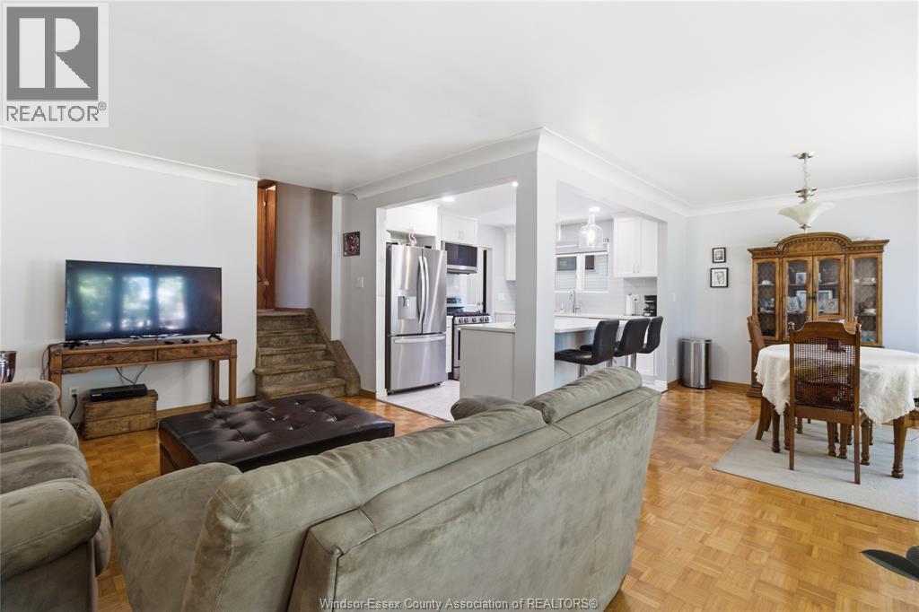 367 Genevieve, Windsor, Ontario  N8S 3V7 - Photo 5 - 26012911