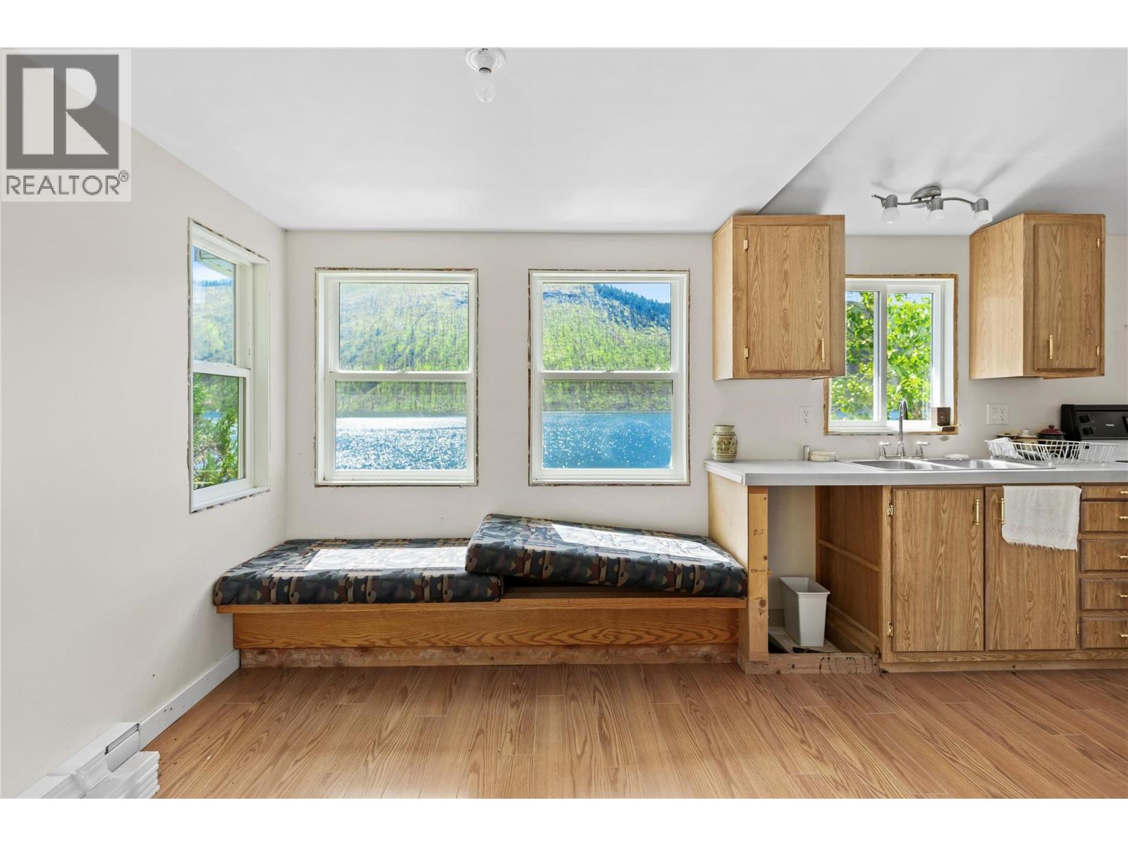 2517 Loon Lake Road, Cache Creek, British Columbia  V0K 1H1 - Photo 6 - 10389734