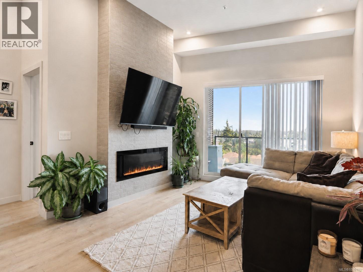 605 958 Pharoah Mews, Langford, British Columbia