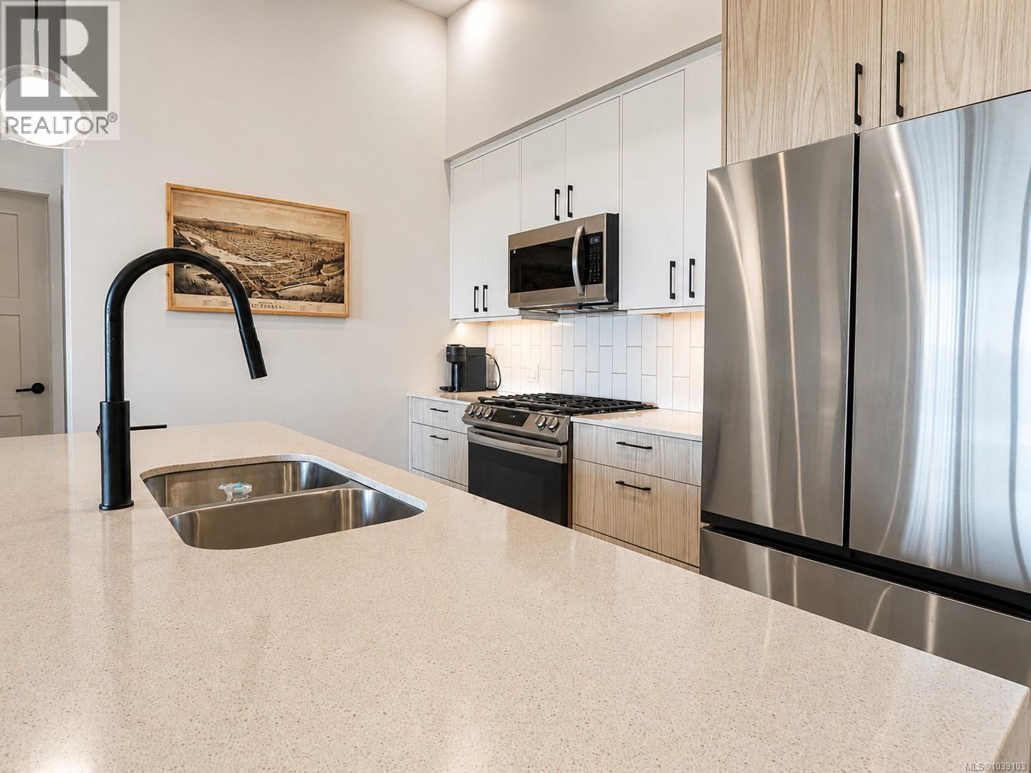 605 958 Pharoah Mews, Langford, British Columbia  V9B 7A1 - Photo 7 - 1039103