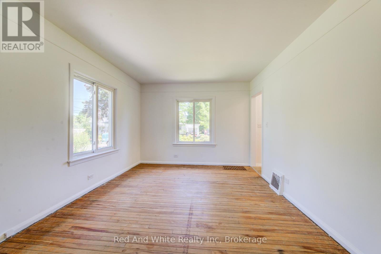 59 Lorne Crescent, Kitchener, Ontario  N2M 3Y4 - Photo 8 - X13230688