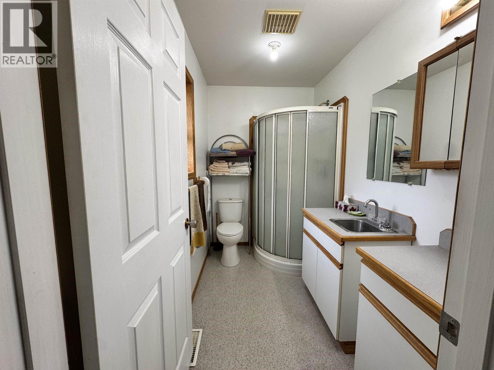 6436 Erickson Road, 100 Mile House, British Columbia  V0K 1X3 - Photo 14 - R3131270