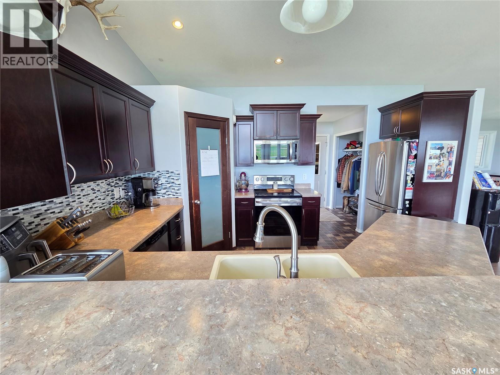 Malenfant Acreage, Antler Rm No. 61, Saskatchewan  S0C 2H0 - Photo 30 - SK037963