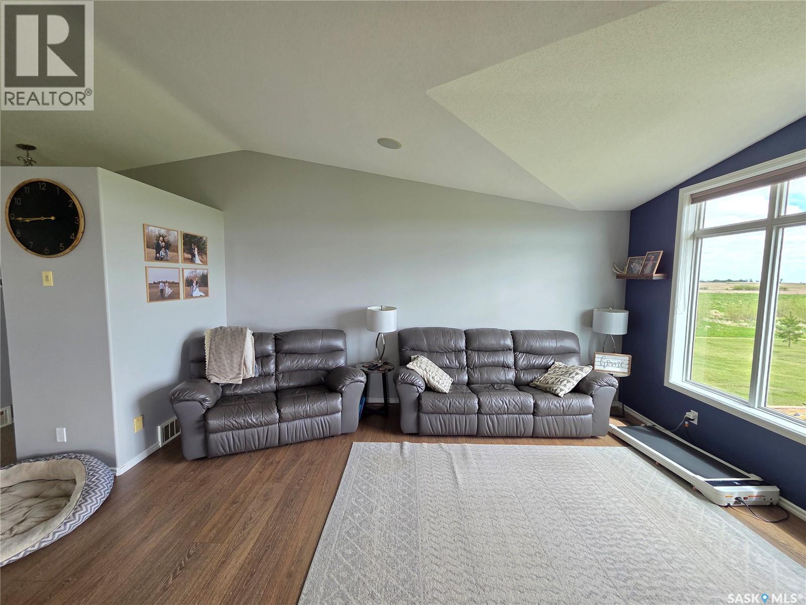 Malenfant Acreage, Antler Rm No. 61, Saskatchewan  S0C 2H0 - Photo 35 - SK037963