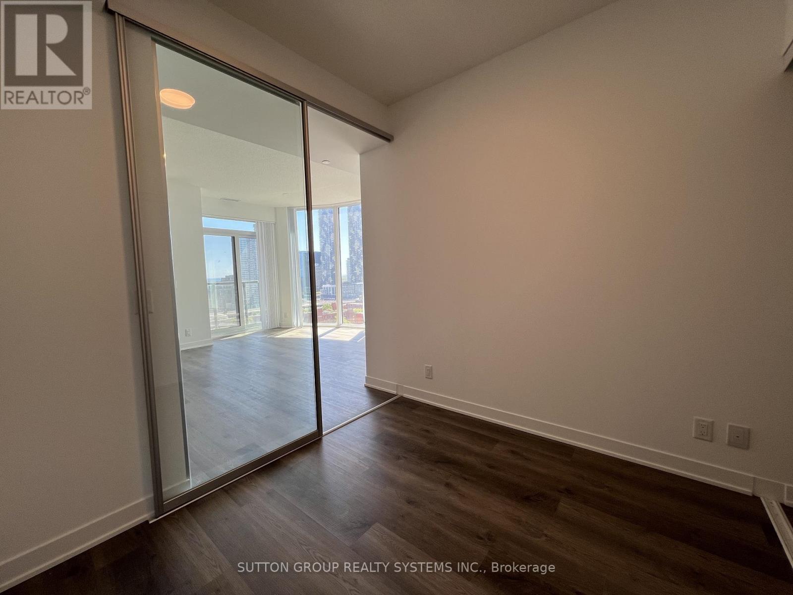 2210 - 180 Front Street E, Toronto, Ontario  M5A 0A9 - Photo 25 - C13230610