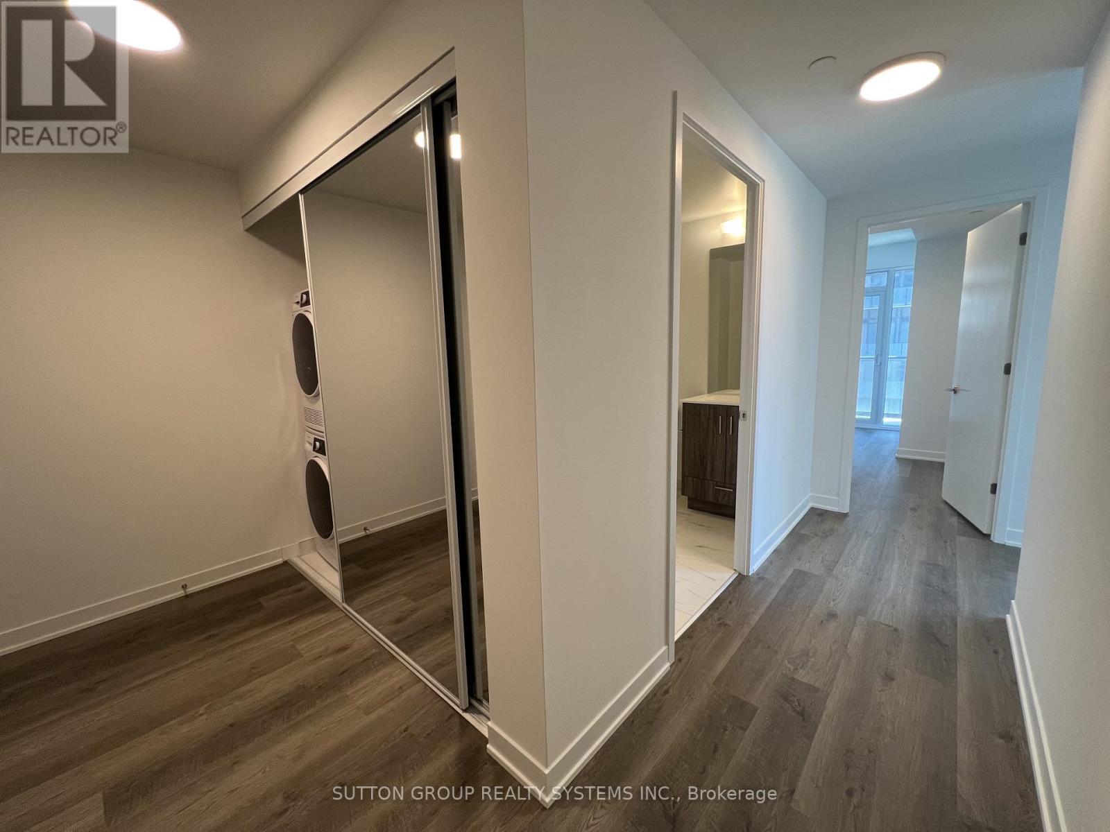 2210 - 180 Front Street E, Toronto, Ontario  M5A 0A9 - Photo 3 - C13230610