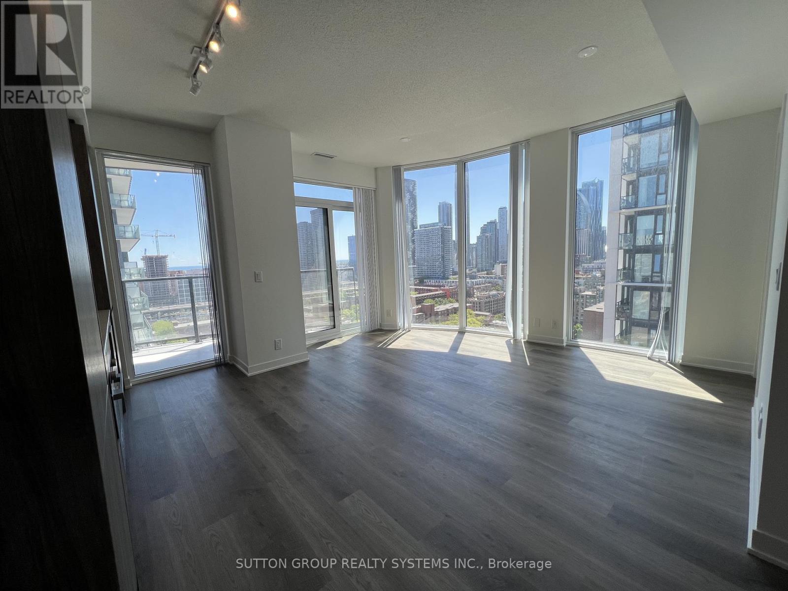 2210 - 180 Front Street E, Toronto, Ontario  M5A 0A9 - Photo 4 - C13230610