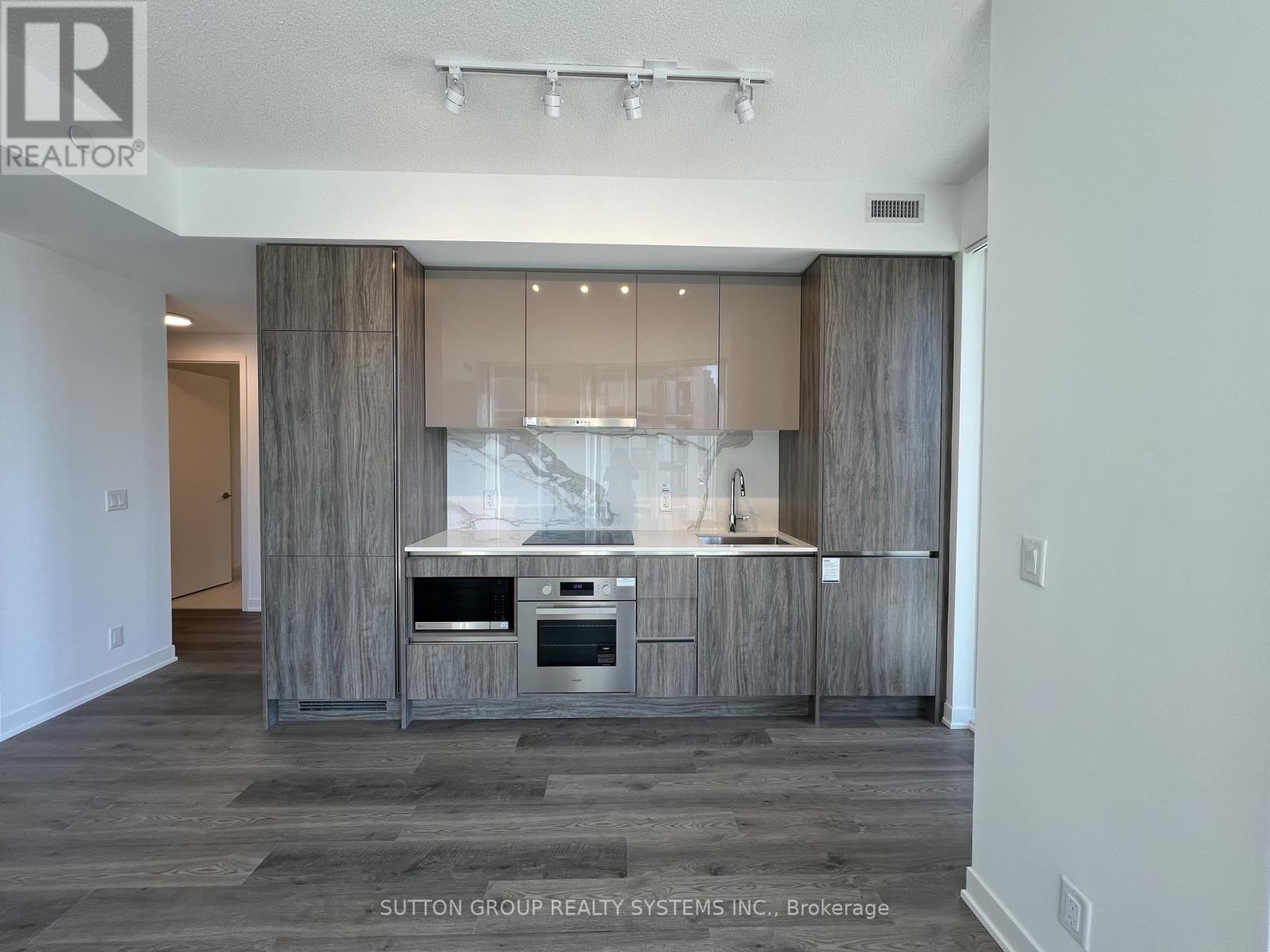 2210 - 180 Front Street E, Toronto, Ontario  M5A 0A9 - Photo 7 - C13230610